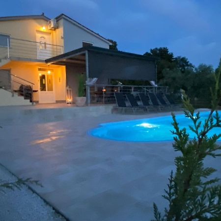 Naturia Holiday House Medulin Ngoại thất bức ảnh